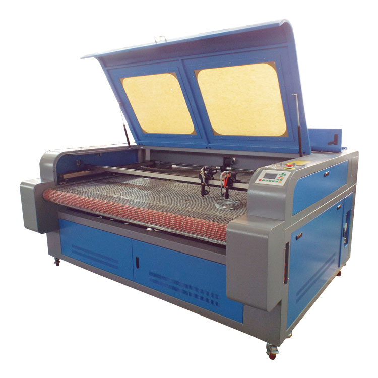 毛絨玩具行業(yè)專用1815激光下料機 皮革布料毛領激光切割